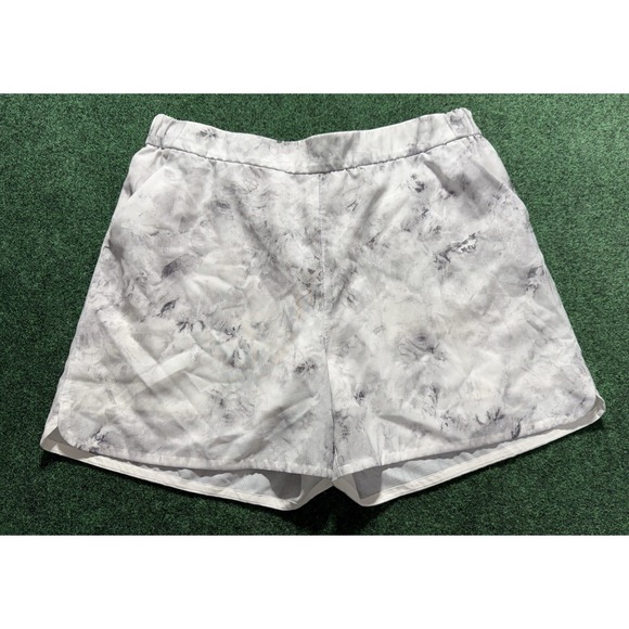 Lululemon Flat Front Relaxed Short 4" Size 12 Aquila Rhino Grey W7BUSS - Picture 1 of 8